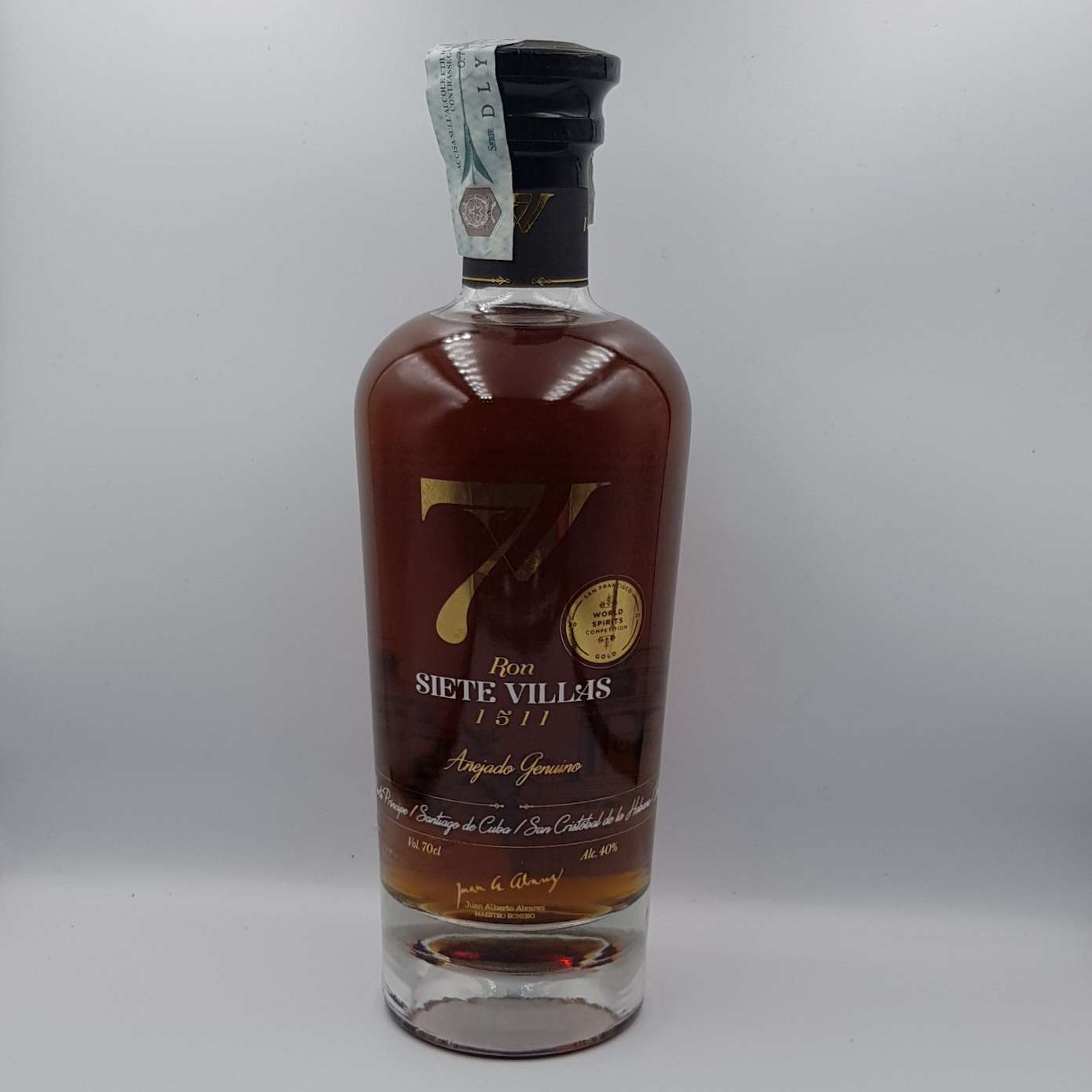Rum 7 Villas 70 cl. (Astucciato)